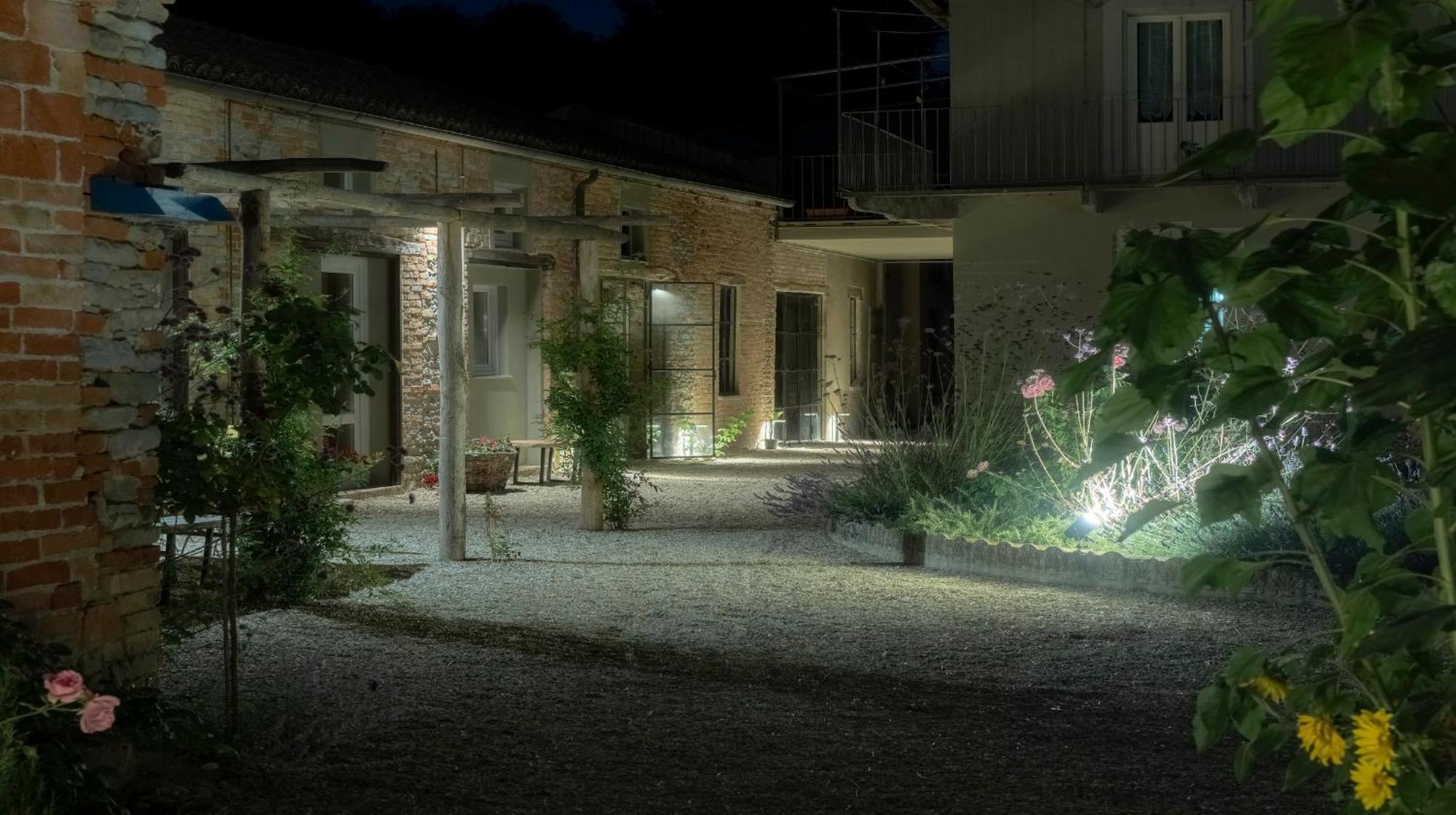 Gasthaus Vigne Di Fagnano 1709 Eco Relais Santo Stefano Belbo Exterior foto